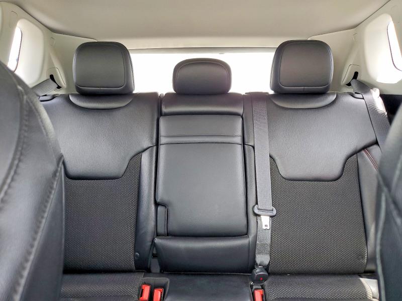 58084556 :رقم المزاد ، 3C4NJDDB2HT646418 vin ، 2017 Jeep Compass مزاد بيع