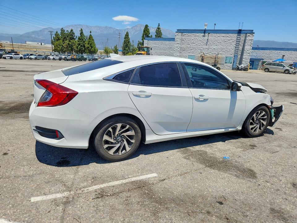 Продажа на аукционе авто 2017 Honda Civic, vin: 2HGFC2F73HH570746, номер лота: 57381906