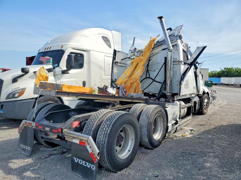 54105946 :رقم المزاد ، 4V4NC9EH2SN671695 vin ، 2025 Volvo Vn مزاد بيع