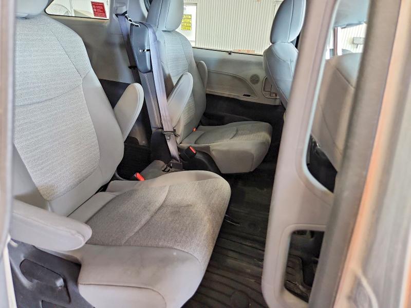 2022 Toyota Sienna მანქანა იყიდება აუქციონზე, vin: 5TDKSKFC3NS062223, აუქციონის ნომერი: 57410176