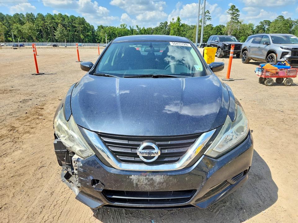 2018 Nissan Altima მანქანა იყიდება აუქციონზე, vin: 1N4AL3AP9JC278569, აუქციონის ნომერი: 55477726