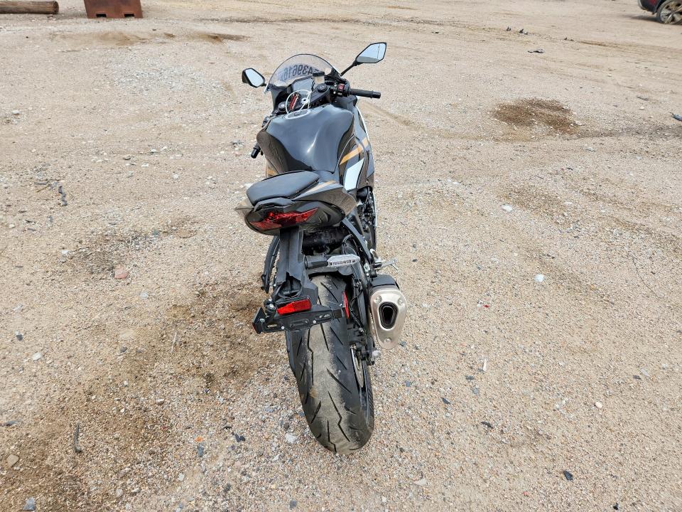 55439616 :رقم المزاد ، JKBZXJJ18TA041447 vin ، 2026 Kawasaki Zx636 مزاد بيع
