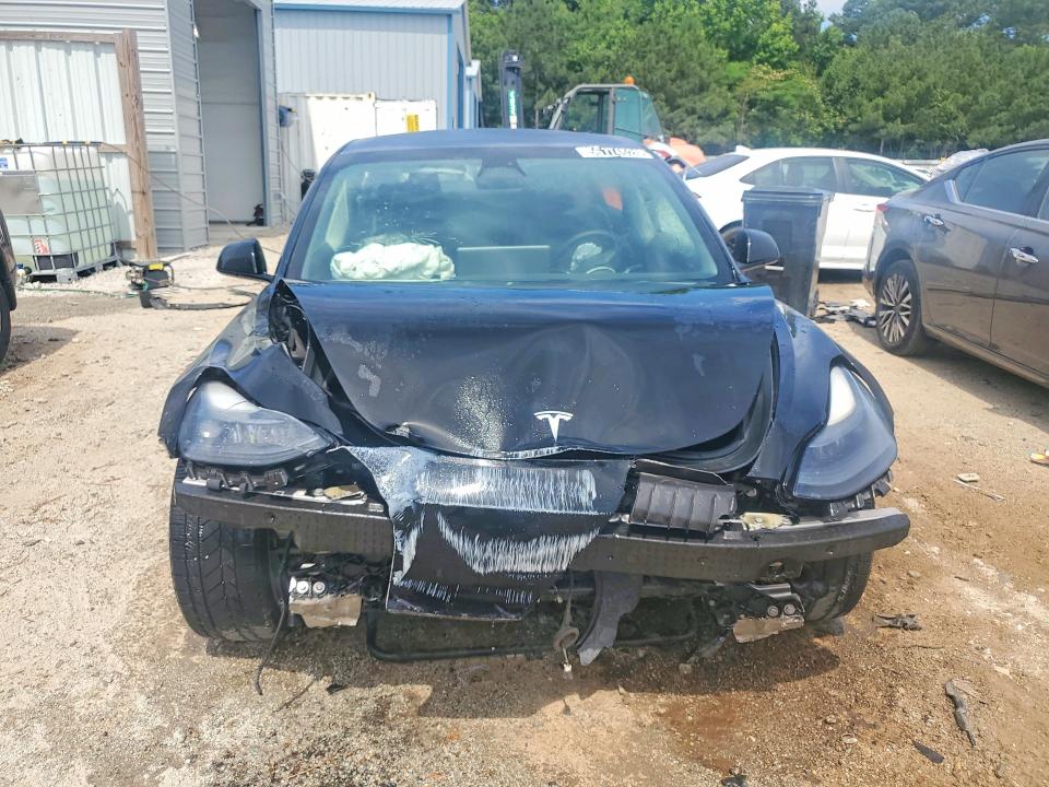 56174526 :رقم المزاد ، 5YJ3E1EA5PF435405 vin ، 2023 Tesla Model 3 مزاد بيع