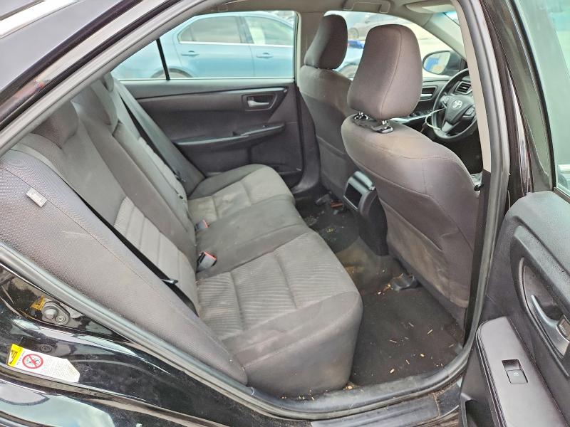 57904126 :رقم المزاد ، 4T4BF1FK8FR486968 vin ، 2015 Toyota Camry مزاد بيع