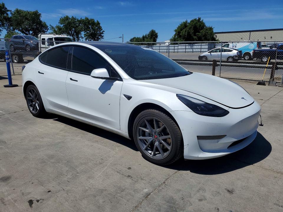 Продажа на аукционе авто 2022 Tesla Model 3, vin: 5YJ3E1EA3NF112256, номер лота: 57185426