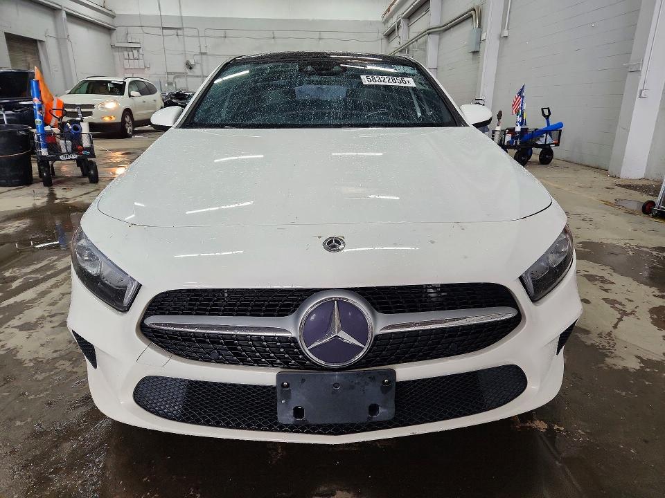 58322856 :رقم المزاد ، WDD3G4FB0KW000658 vin ، 2019 Mercedes-benz A مزاد بيع