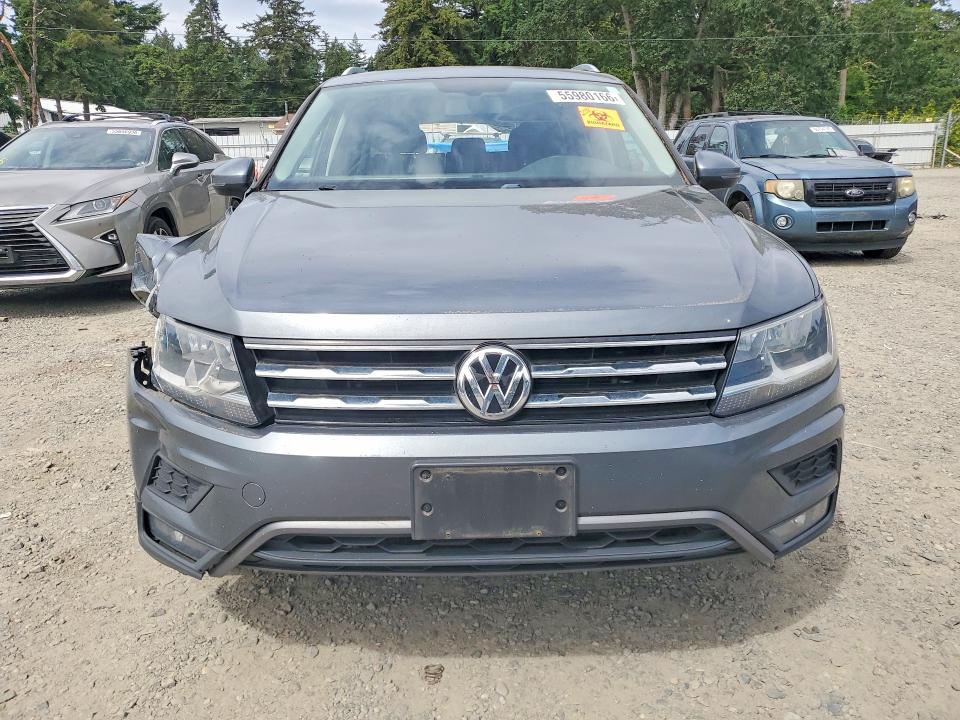 Продажа на аукционе авто 2018 Volkswagen Tiguan, vin: 3VV2B7AX9JM076999, номер лота: 55980166