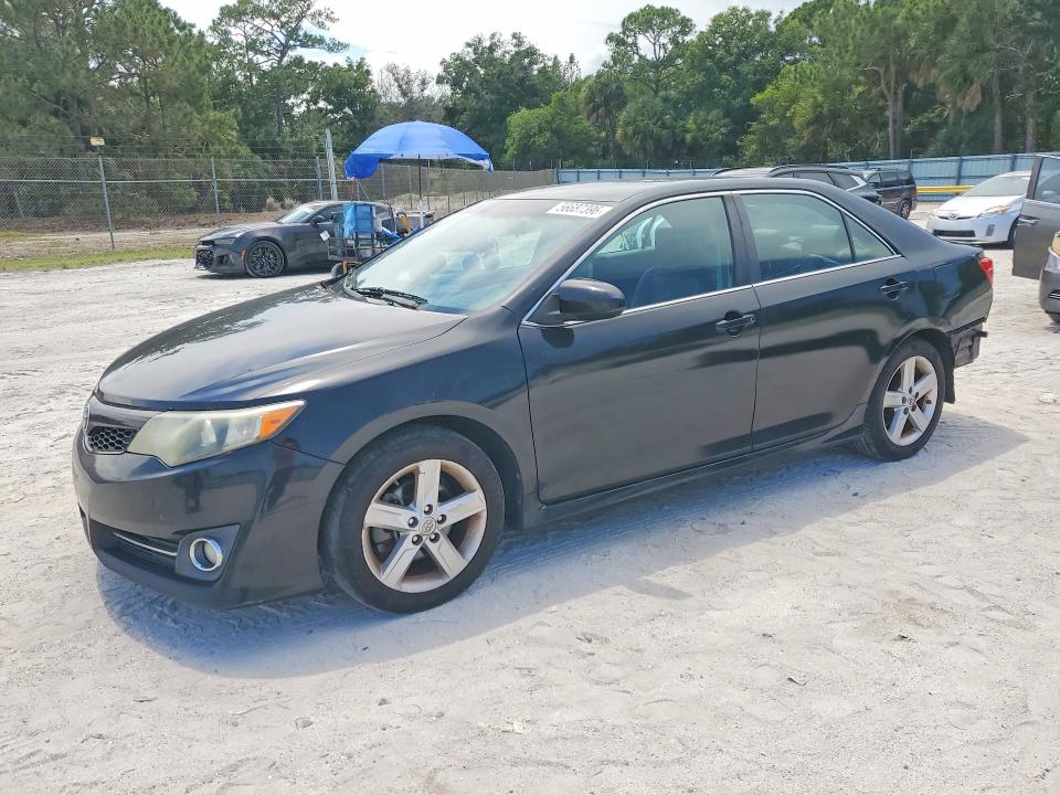 2014 Toyota Camry მანქანა იყიდება აუქციონზე, vin: 4T1BF1FK1EU462214, აუქციონის ნომერი: 56687396