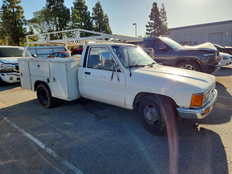 Продажа на аукционе авто 1987 Toyota Pickup, vin: JT5RN55T2H7008737, номер лота: 57432626