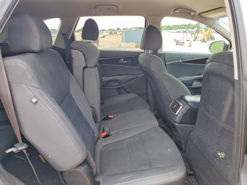 2019 Kia Sorento მანქანა იყიდება აუქციონზე, vin: 5XYPG4A36KG581463, აუქციონის ნომერი: 56054236