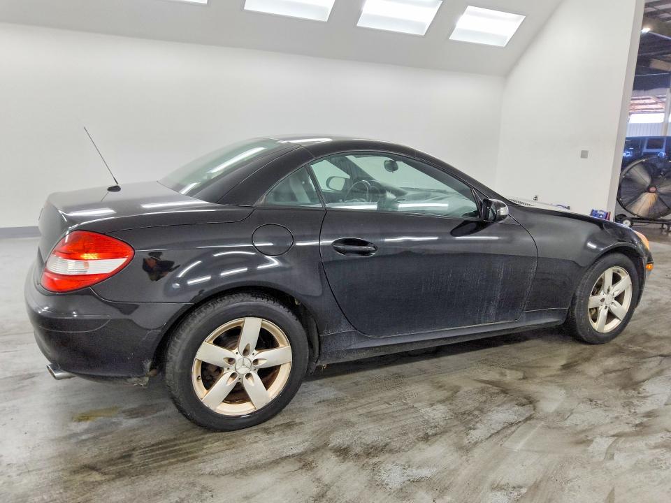 Aukcja sprzedaży 2006 Mercedes-benz Slk, vin: WDBWK54F56F124897, numer aukcji: 55732066