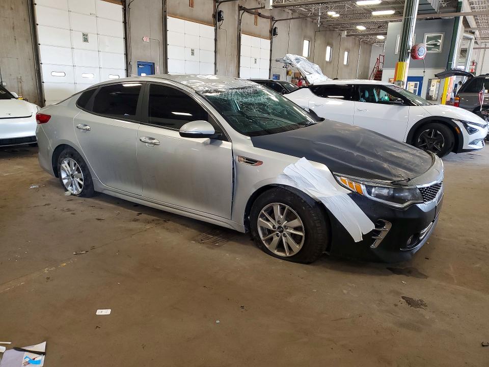 2018 Kia Optima მანქანა იყიდება აუქციონზე, vin: 5XXGT4L32JG248446, აუქციონის ნომერი: 57575146