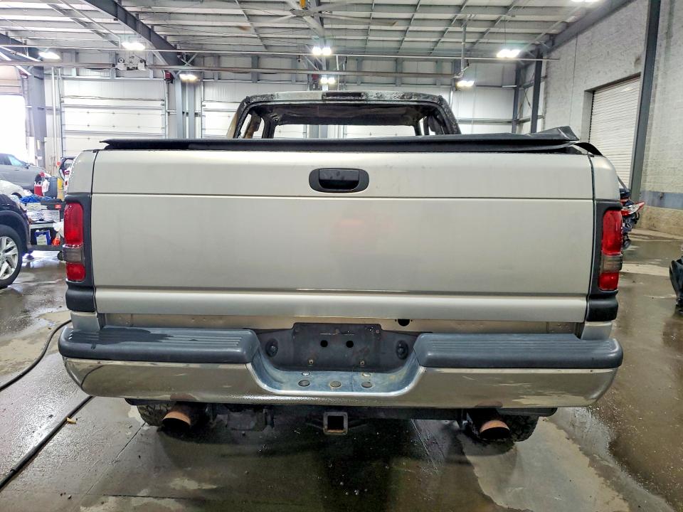 56252606 :رقم المزاد ، 3B7HF13Y4WG142753 vin ، 1998 Dodge Ram 1500 مزاد بيع