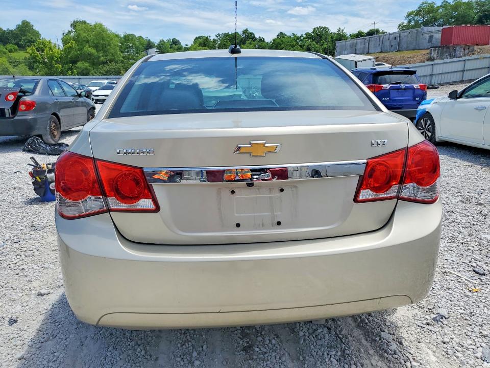 55647906 :رقم المزاد ، 1G1PG5SB5G7121039 vin ، 2016 Chevrolet Cruze Limited مزاد بيع