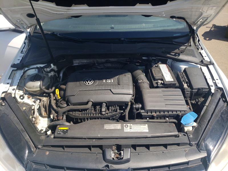 55819016 :رقم المزاد ، 3VW217AU8FM008110 vin ، 2015 Volkswagen Golf مزاد بيع