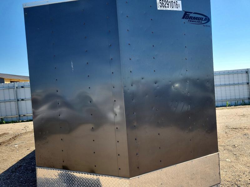 56291016 :رقم المزاد ، 5JW9E1625PB102877 vin ، 2023 Formula Trailers مزاد بيع