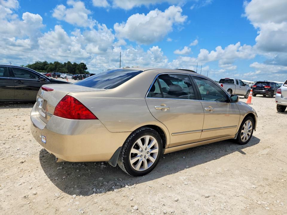 57054946 :رقم المزاد ، 1HGCM66586A003403 vin ، 2006 Honda Accord مزاد بيع