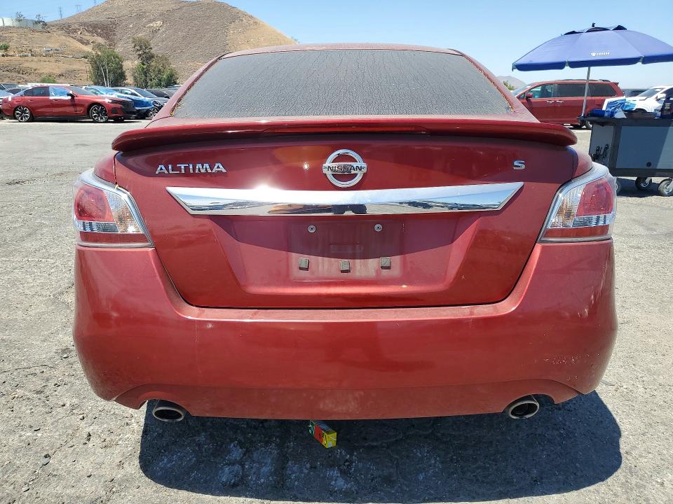 2015 Niss Altima მანქანა იყიდება აუქციონზე, vin: 1N4AL3APXFC219716, აუქციონის ნომერი: 57174386