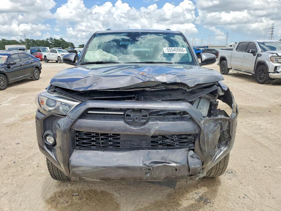 55540966 :رقم المزاد ، JTEMU5JR6P6097997 vin ، 2023 Toyota 4runner مزاد بيع