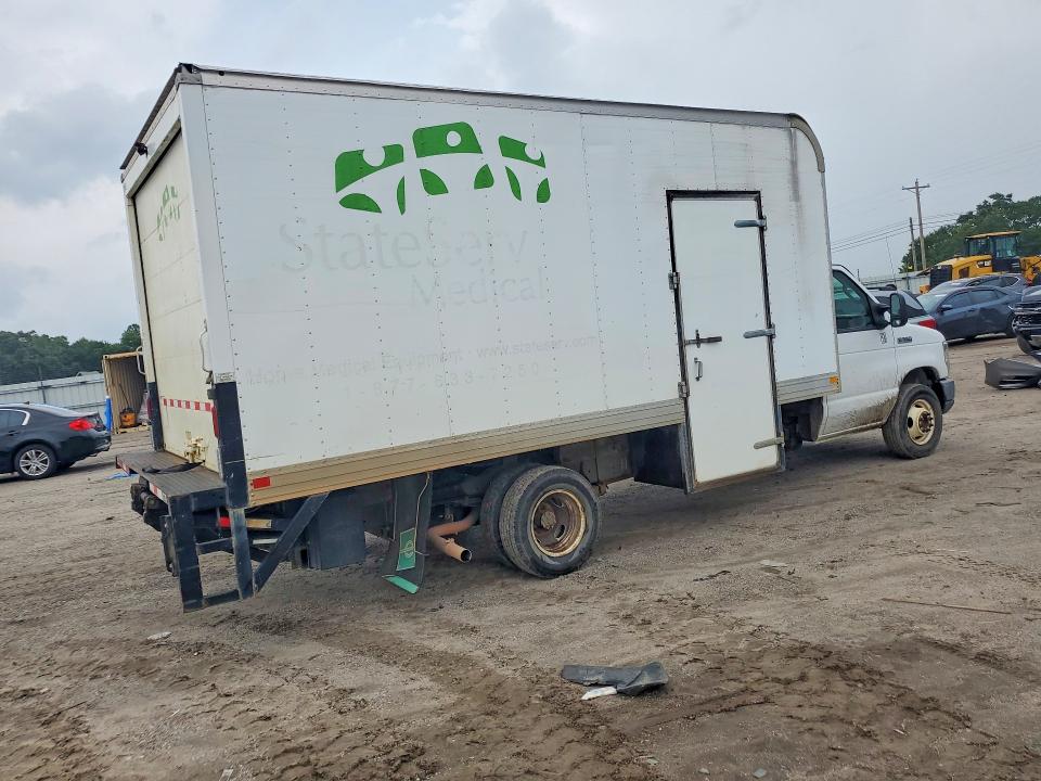 57542776 :رقم المزاد ، 1FDWE3FS6KDC12575 vin ، 2019 Ford E350 مزاد بيع