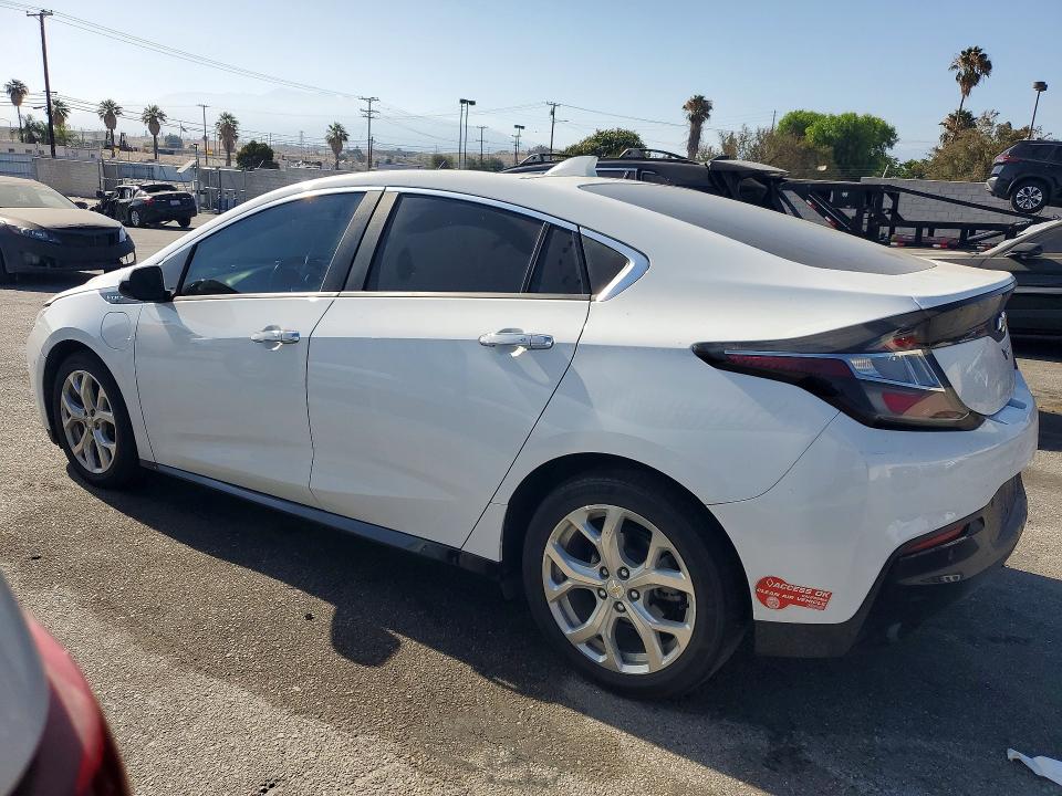 58993846 :رقم المزاد ، 1G1RD6S58JU140856 vin ، 2018 Chevrolet Volt مزاد بيع