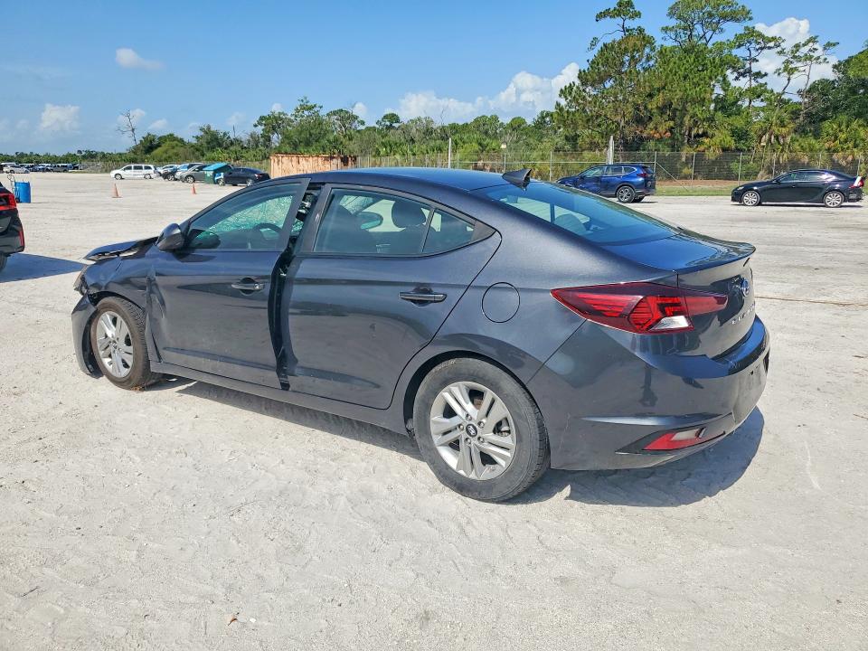 2020 Hyundai Elantra მანქანა იყიდება აუქციონზე, vin: 5NPD84LF6LH555883, აუქციონის ნომერი: 58787326