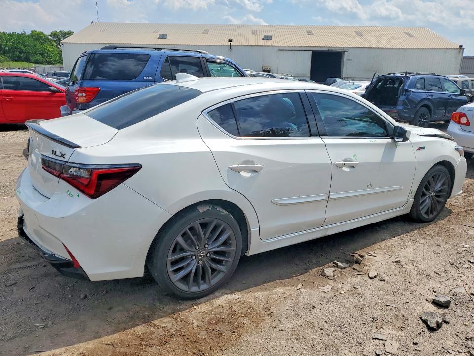 57108776 :رقم المزاد ، 19UDE2F83NA006633 vin ، 2022 Acura Ilx مزاد بيع