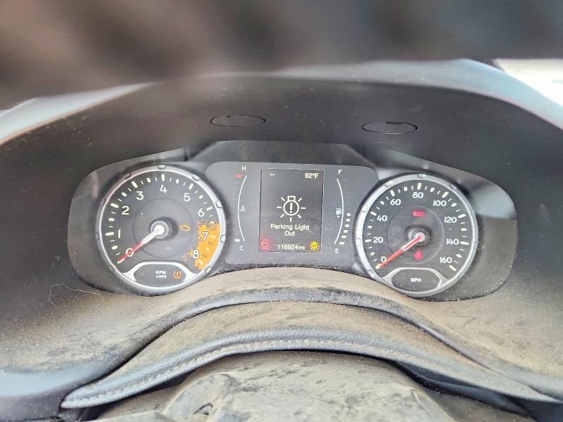 58475846 :رقم المزاد ، ZACCJABW9GPC42145 vin ، 2016 Jeep Renegade مزاد بيع