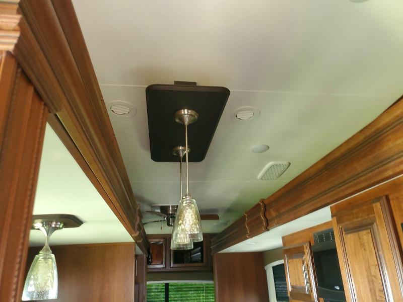 Продаж на аукціоні авто 2018 Eagle Trailer, vin: 1UJCJ0BVXJ1WL0221, номер лоту: 57674856
