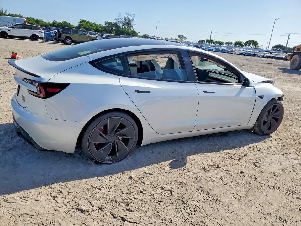 57473426 :رقم المزاد ، 5YJ3E1ET3RF885199 vin ، 2024 Tesla Model 3 مزاد بيع