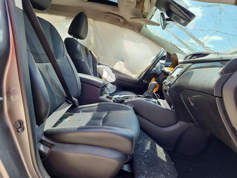 57166196 :رقم المزاد ، JN1BJ1CPXHW022541 vin ، 2017 Nissan Rogue Sport مزاد بيع