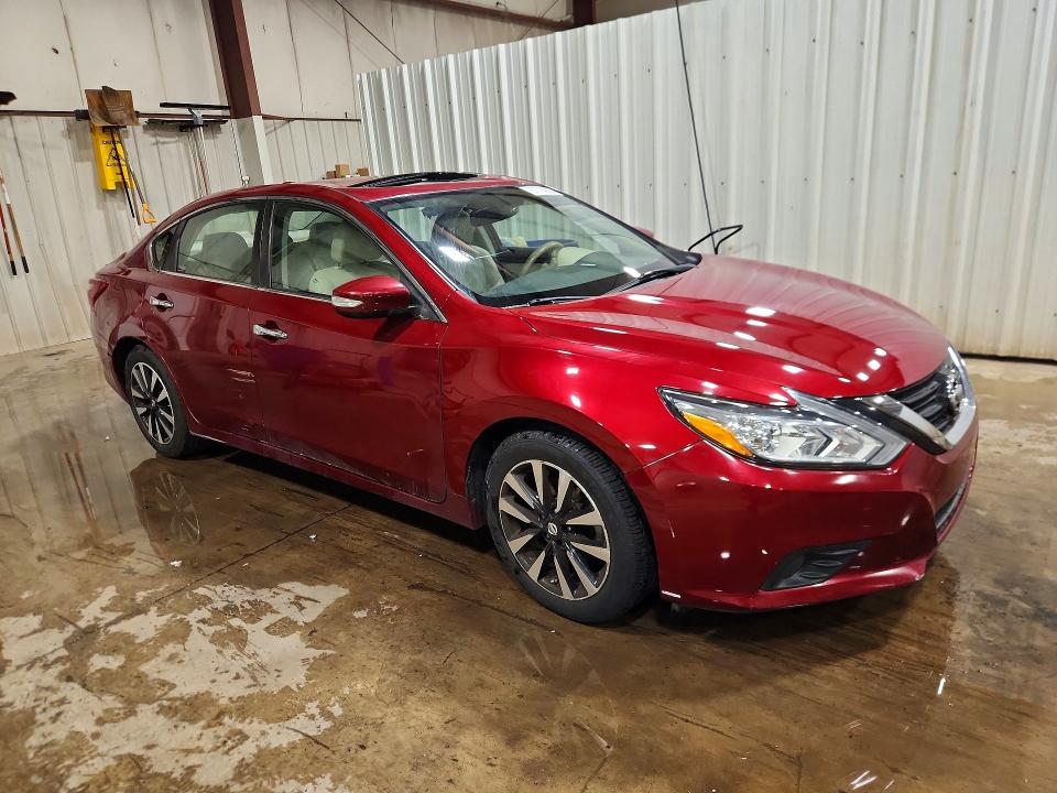 57714556 :رقم المزاد ، 1N4AL3AP4JC230932 vin ، 2018 Nissan Altima مزاد بيع