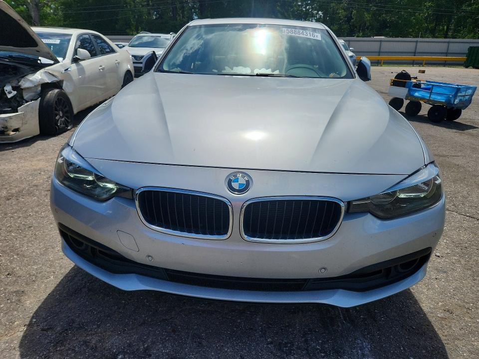 Продаж на аукціоні авто 2016 Bmw 320, vin: WBA8E1G52GNT34021, номер лоту: 58884316