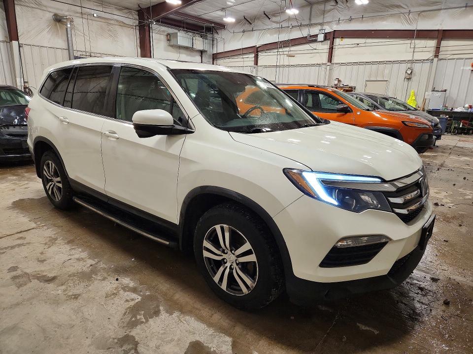 Продаж на аукціоні авто 2017 Honda Pilot, vin: 5FNYF6H63HB086284, номер лоту: 57153546