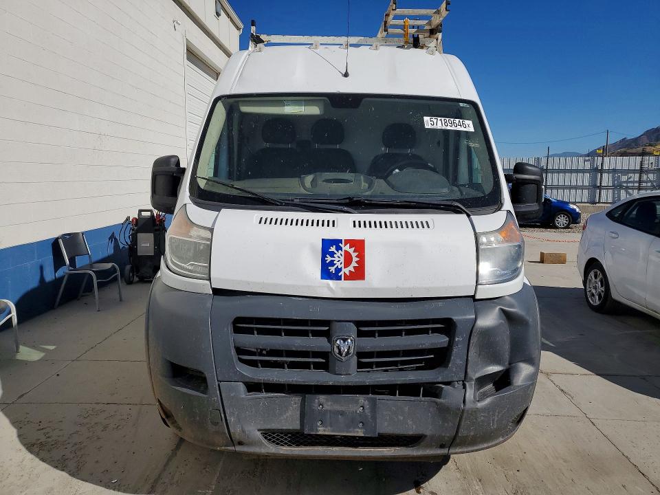 57189646 :رقم المزاد ، 3C6TRVBG2HE530295 vin ، 2017 Ram Promaster 1500 مزاد بيع