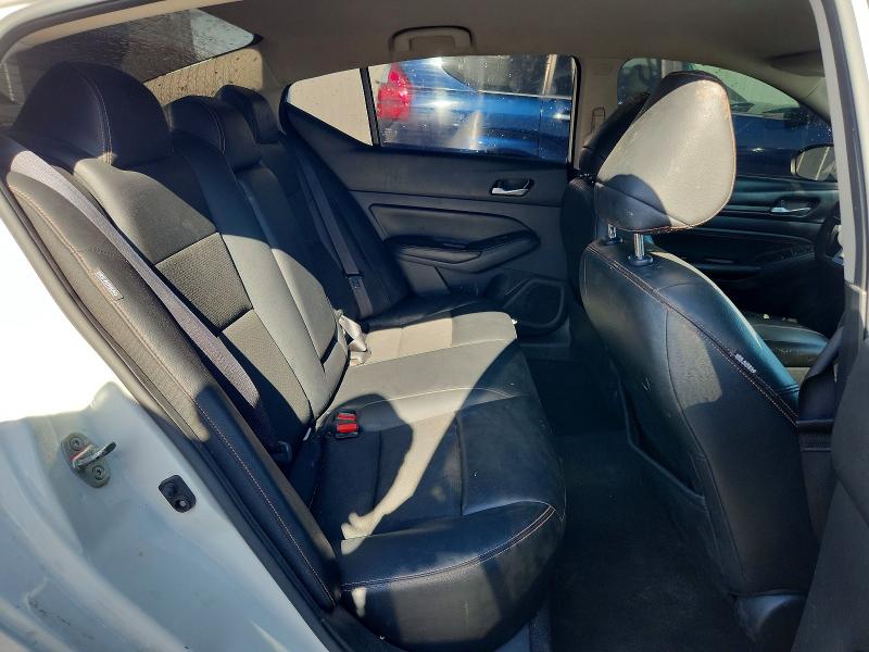 55700726 :رقم المزاد ، 1N4BL4CV7MN413384 vin ، 2021 Nissan Altima مزاد بيع