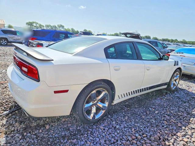 58331736 :رقم المزاد ، 2B3CL3CG4BH592873 vin ، 2011 Dodge Charger مزاد بيع