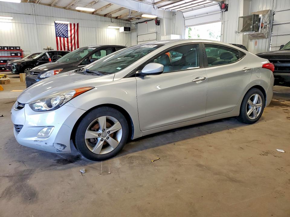 2013 Hyundai Elantra მანქანა იყიდება აუქციონზე, vin: 5NPDH4AE9DH324360, აუქციონის ნომერი: 57266576