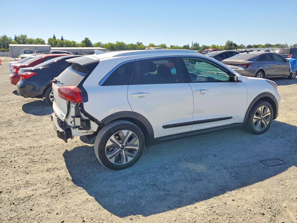 57400026 :رقم المزاد ، KNDCE3LG6N5147622 vin ، 2022 Kia Niro مزاد بيع