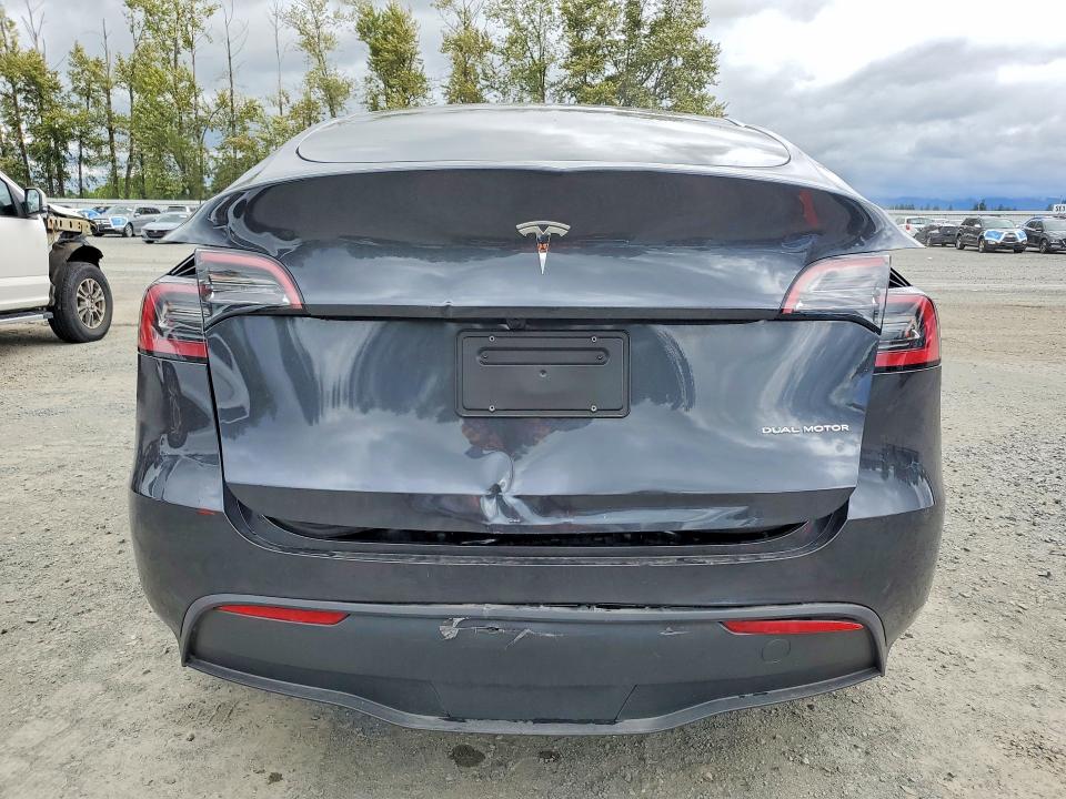 2024 Tesla Model Y მანქანა იყიდება აუქციონზე, vin: 7SAYGDEEXRF014144, აუქციონის ნომერი: 58947826