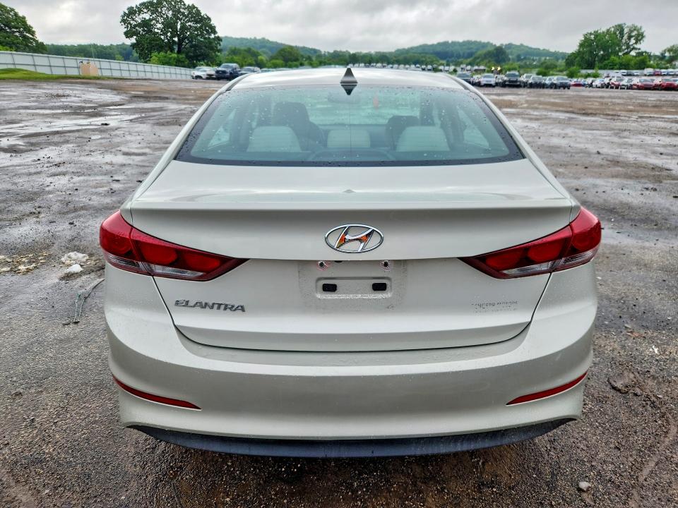 56687076 :رقم المزاد ، 5NPD84LF4JH276462 vin ، 2018 Hyundai Elantra مزاد بيع