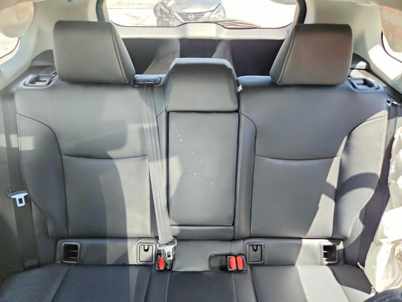 2022 Toyota Corolla Cross მანქანა იყიდება აუქციონზე, vin: 7MUEAABG0NV018477, აუქციონის ნომერი: 56868096