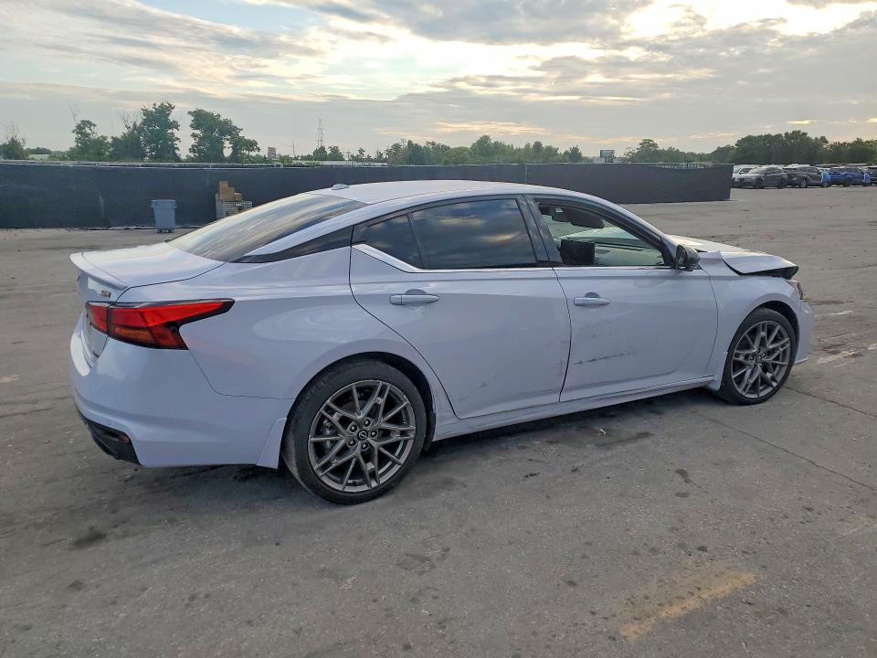 2024 Nissan Altima მანქანა იყიდება აუქციონზე, vin: 1N4AL4CV1RN415327, აუქციონის ნომერი: 56745526