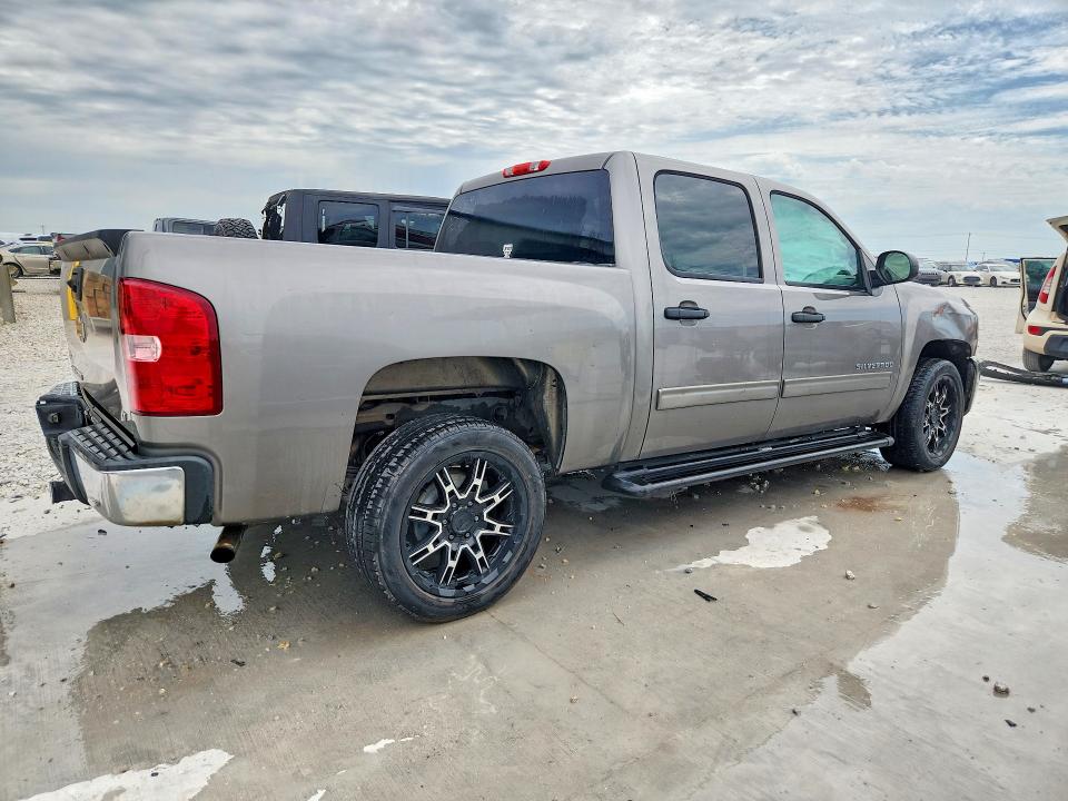58331716 :رقم المزاد ، 3GCPCSE05DG279926 vin ، 2013 Chevrolet Silverado مزاد بيع