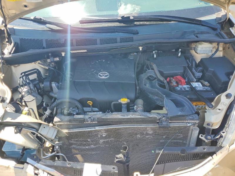 59311816 :رقم المزاد ، 5TDDK3DC9BS014965 vin ، 2011 Toyota Sienna مزاد بيع
