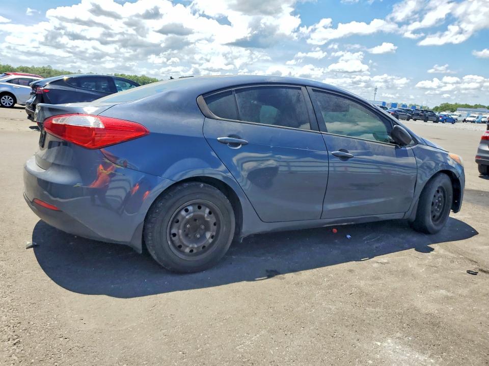 2016 Kia Forte მანქანა იყიდება აუქციონზე, vin: KNAFK4A61G5613138, აუქციონის ნომერი: 56451016