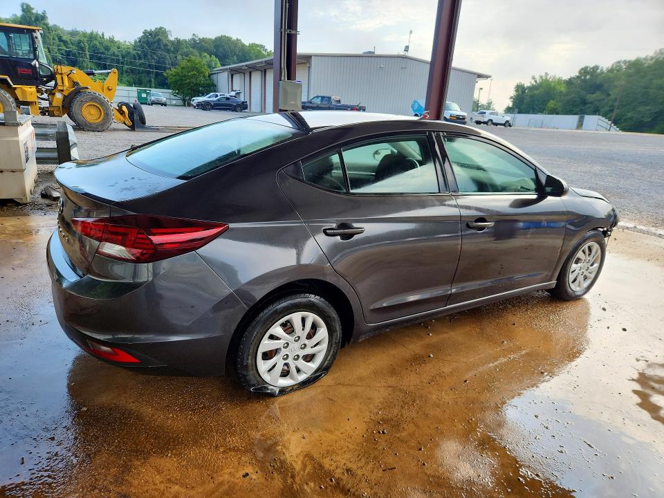58469776 :رقم المزاد ، 5NPD74LFXLH556375 vin ، 2020 Hyundai Elantra مزاد بيع