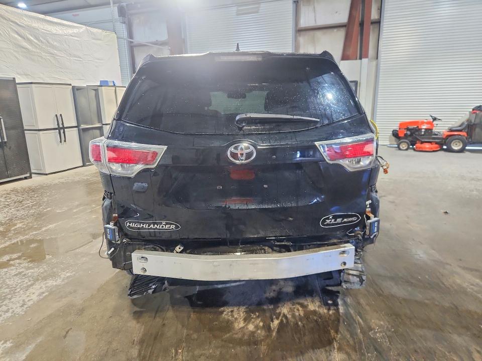 2016 Toyota Highlander მანქანა იყიდება აუქციონზე, vin: 5TDJKRFH1GS241881, აუქციონის ნომერი: 57677496