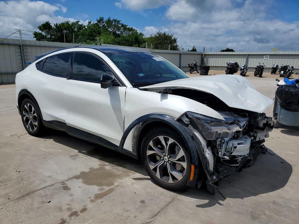 Продаж на аукціоні авто 2022 Ford Mustang Mach-e, vin: 3FMTK3R77NMA46143, номер лоту: 57016086