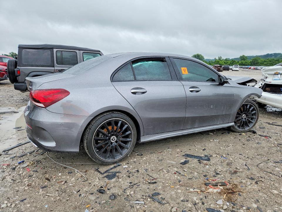58053896 :رقم المزاد ، WDD3G4FB7KW000530 vin ، 2019 Mercedes-benz A مزاد بيع